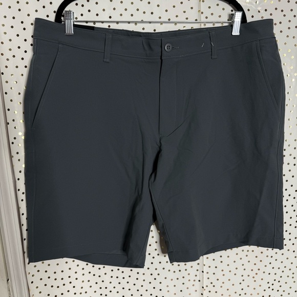 Under Armour Men's Shorts NWT - Picture 1 of 7